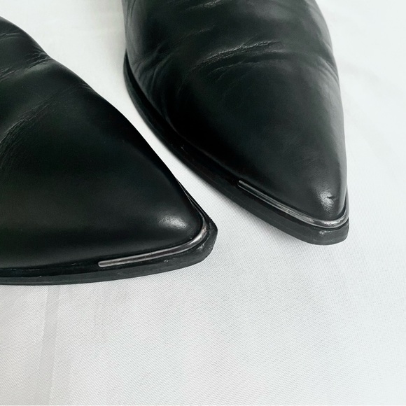 Acne Studios Size 40 Jenny Black Pointed Toe Low Ankle Chelsea Bootie/Boots - Picture 4 of 12